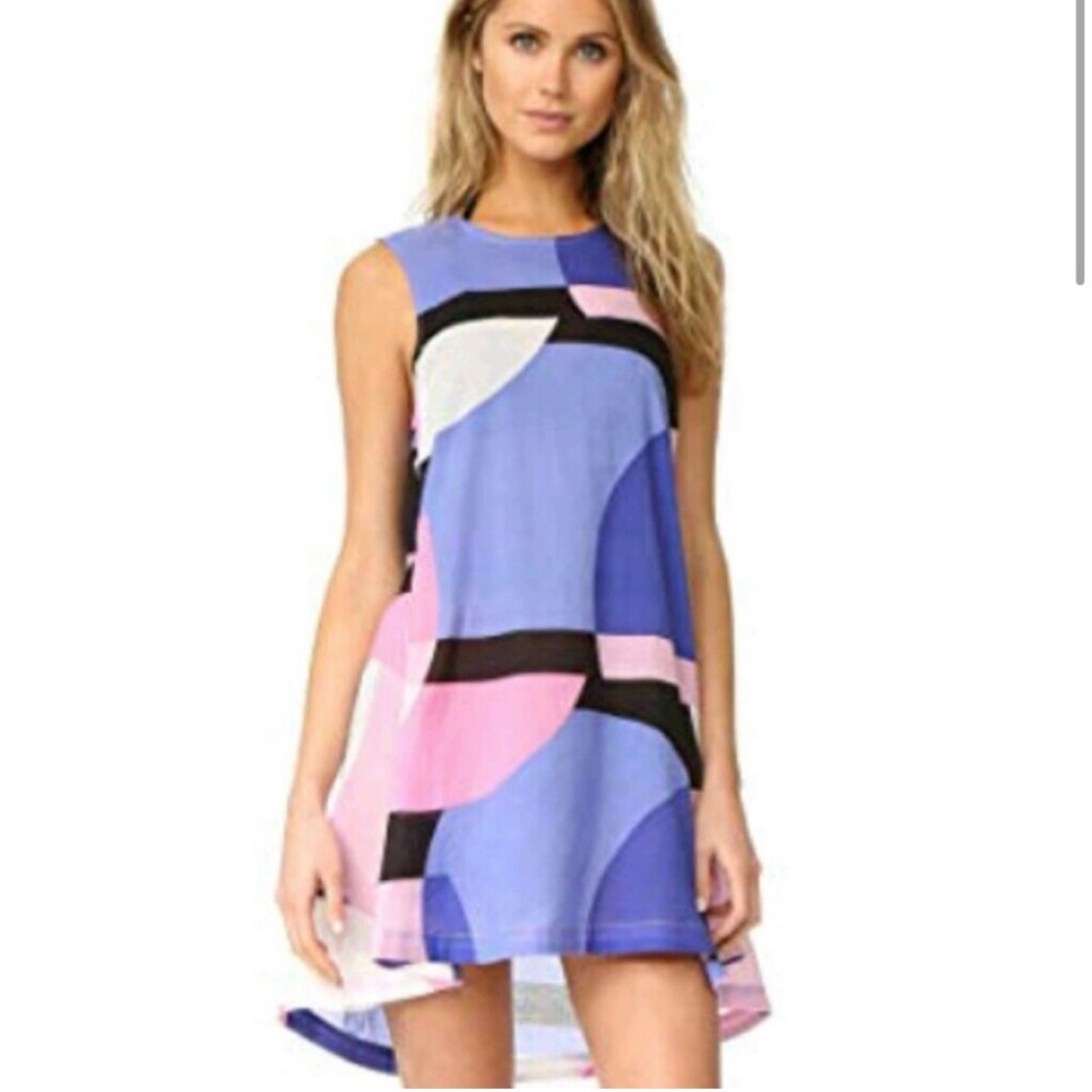 Kate Spade Lavender and Pink Swim cover up Garment
Dive right in